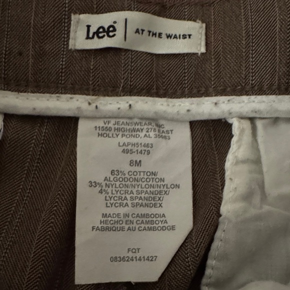 Lee women’s skater type pant - Picture 2 of 4